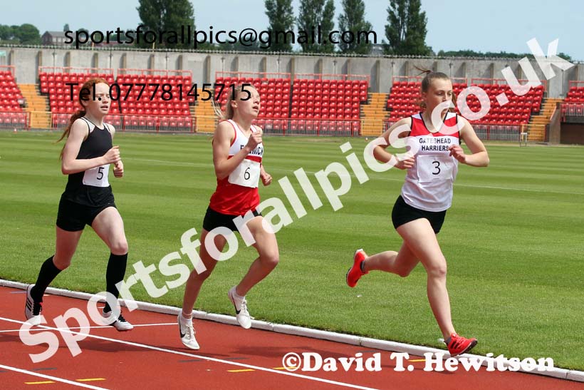 800 metres, 2021 Northumberland, Durham and Cleveland Schools. Photo: David T. Hewitson/Sports for All Pics
